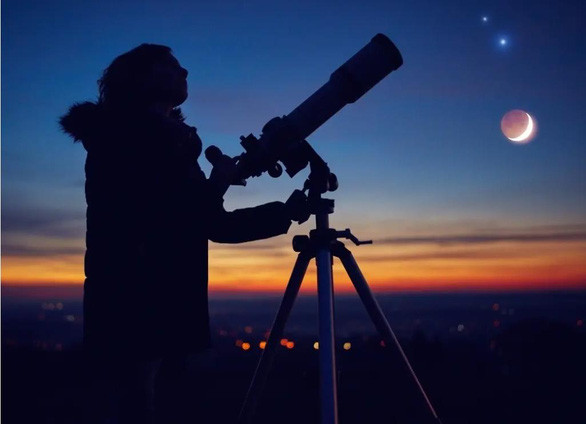 Lần ở gần nhau nhất của hai hành tinh trong hệ Mặt Trời là sao Mộc và sao Thổ kể từ ngày 05/03/1226. Theo các chuyên gia, sau sự kiện lần này thì cần ít nhất 58 năm nữa, tức là vào năm 2080 mới có thể xuất hiện sự kiện tương tự. Nguồn: Vietnamnet.