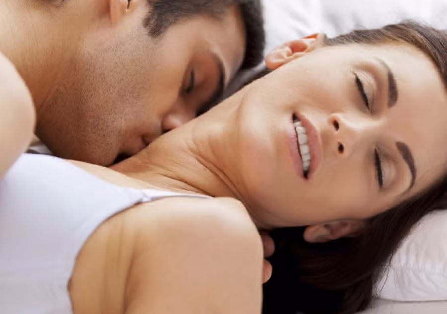 4 diem “bi mat” tren co the cua phu nu khien dan ong “ngay ngat”