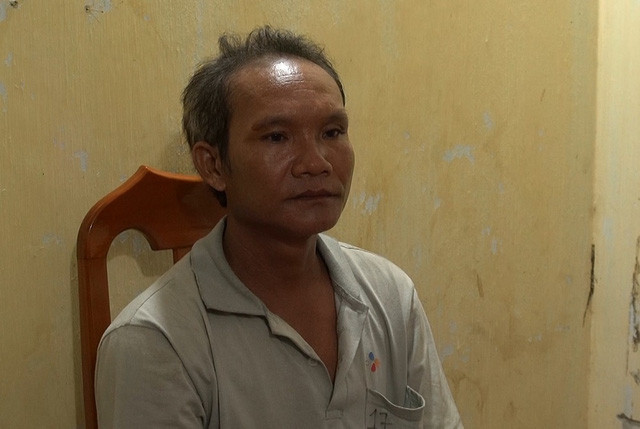  Con rể dùng xẻng đánh mẹ vợ vì bị la rầy: Nghe tiếng vợ chồng con mình cãi nhau, bà Bà Néang Srây (73 tuổi trú H.Tri Tôn, An Giang) đến la rầy, khuyên con không nên cự cãi liền Bức tức Chau Done (49 tuổi, ngụ ấp Ninh Thuận, xã An Tức, H.Tri Tôn, An Giang - Con rể bà Néang Srây) cầm xẻng đánh tử vong. Hiện Công an đang tạm giữ Chau Done để điều tra về hành vi giết người. 