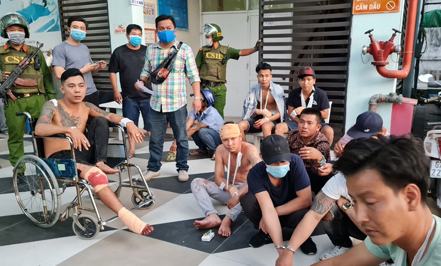 Vi sao nhom con do truy sat 10 nguoi di an cuoi?-Hinh-3