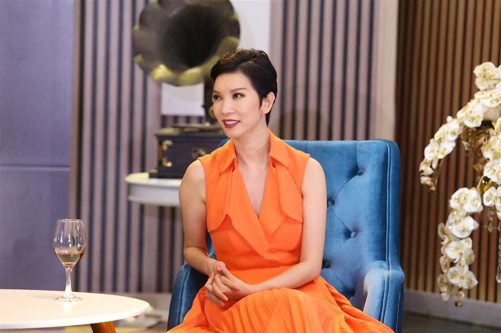 Xuan Lan: 'Toi rat ung ho quan niem tinh mot dem cua me don than'