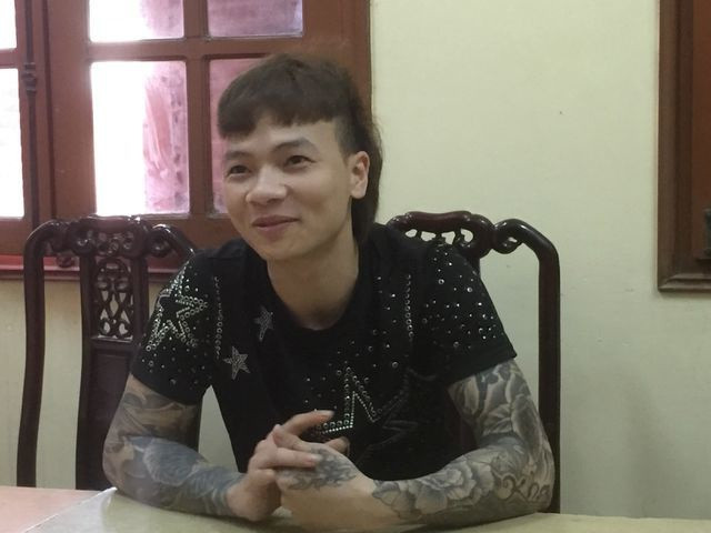 Giám thị trại giam cho hay: "Thông tin này không biết từ đâu mà ra? Phạm nhân đang chấp hành án tốt, rất ngoan, không cãi cọ hay va chạm với ai. Khá vẫn khỏe mạnh, trắng béo, lao động bình thường. Nếu xảy ra sự việc đó thì chúng tôi phải có báo cáo ngay rồi".