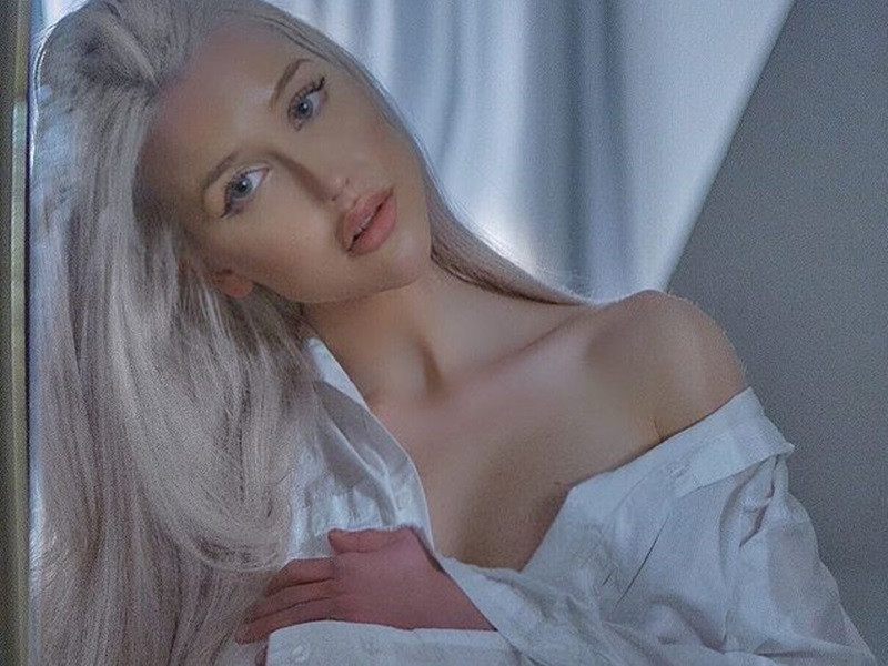 Doi thu cua Do Thi Ha co vong 1 “khung”, “thieu dot” anh nhin