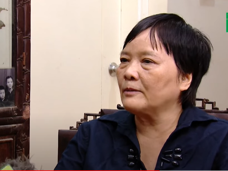 Trên Dân Việt, tiến sĩ Đoàn Hương nói thêm, bà ủng hộ các cuộc thi sắc đẹp chân chính. Tuy nhiên, nữ tiến sĩ không muốn các sinh viên ảo tưởng rằng vẻ ngoài có thể xoay chuyển được tất cả. “Chỉ khi bỏ công sức, trí tuệ để làm việc, chúng ta mới làm chủ được cuộc sống của mình”, bà nói. Ảnh: Phụ nữ sức khỏe