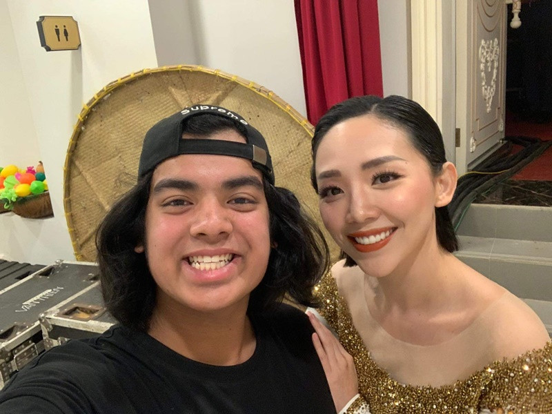 Jayden nay lớn phổng phao, thường xuyên cập nhật hình ảnh và thông tin cá nhân trên mạng xã hội bằng cả tiếng Việt và tiếng Anh. Ảnh: FB Jayden