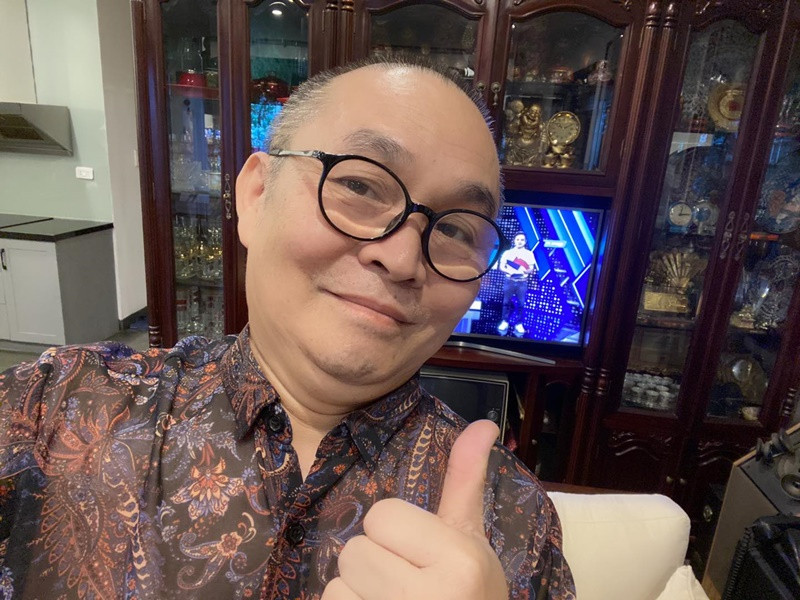 Nghệ sĩ hài Xuân Hinh được nhiều khán giả yêu mến không chỉ bởi lối diễn duyên dáng trên sân khấu mà còn bởi những hình ảnh giản dị đời thường. Ảnh: FB Xuân Hinh