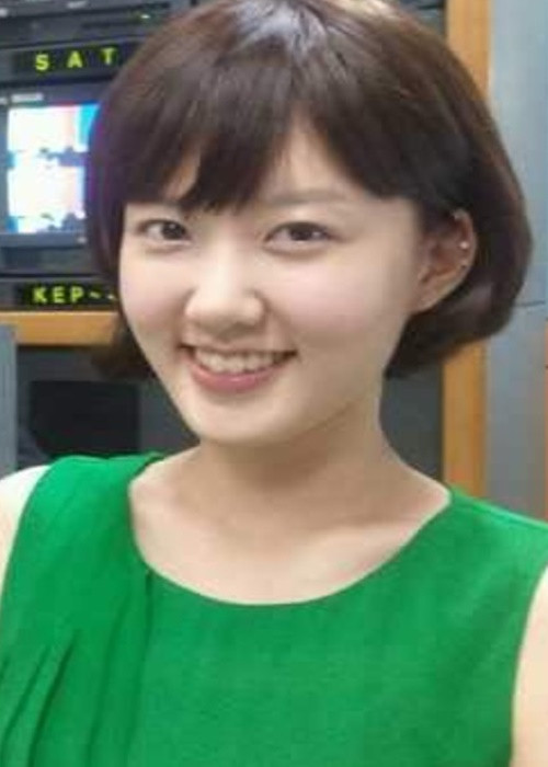 Choi Young Ah rời showbiz Hàn vào năm 2013. Cô kết hôn với một doanh nhân hơn cô 4 tuổi. Tuy nhiên, Choi Young Ah ly hôn chỉ sau 17 ngày. Có tin đồn hôn nhân của cô tan vỡ do nợ nần. Ảnh: Naver