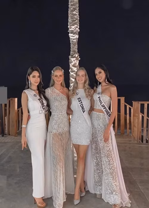 Ban tổ chức cuộc thi Hoa hậu Liên lục địa 2021 vừa tổ chức dạ tiệc màu trắng chào mừng các thí sinh. Ảnh: Missosology