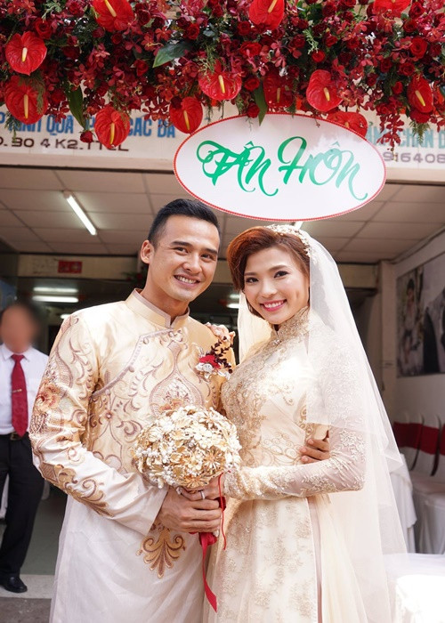 Năm 2016, Lương Thế Thành làm đám cưới với Thúy Diễm sau 2 năm đăng ký kết hôn. Nam diễn viên khẳng định anh không dùng tình yêu với Thúy Diễm để PR hay che đậy giới tính thật.