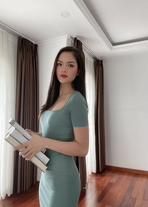 Vân Anh trở thành đại diện Việt Nam tại Hoa hậu Trái đất 2021 vào phút chót. Cuộc thi sẽ bắt đầu vào tháng 11 tới đây.