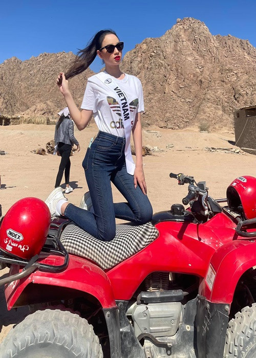 Hiện tại, số hành lý của Ái Nhi bị hải quan tạm giữ vẫn chưa lấy lại được dù ê-kíp và ban tổ chức đã nỗ lực làm việc trong những ngày qua. Ảnh: FB Ái Nhi