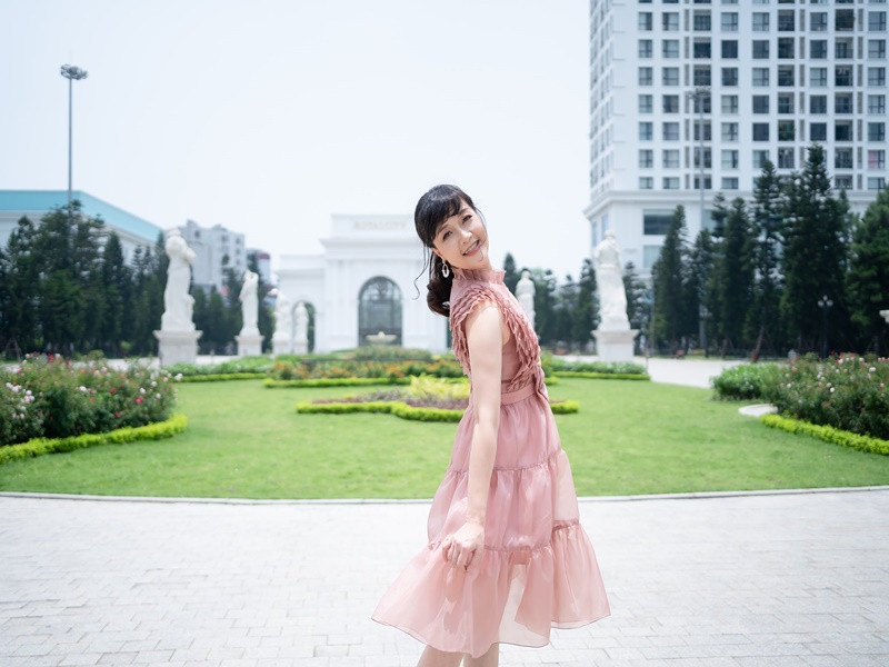 Nữ nghệ sĩ hài khoe vóc dáng thon gọn ở tuổi U50. Ảnh: FB Vân Dung