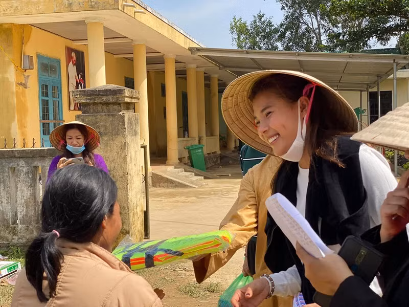 Bà xã của Lương Thế Thành nghĩ rằng cô sẽ không phải livestream hay làm gì đó để đính chính cho bản thân bởi những người yêu mến và theo dõi chặng đường của cô sẽ biết cô là người như thế nào. Ảnh: FB Thúy Diễm