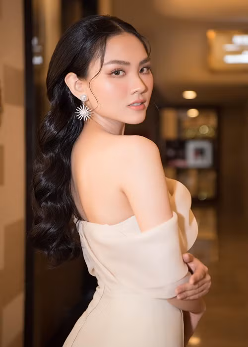 Mai Phương khẳng định, mối quan hệ giữa cô và Đức Huy chỉ đơn thuần là công việc, không phải chuyện yêu đương. Ảnh: FB Mai Phương