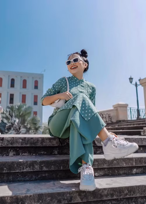 Ở tuổi 18, Phương Mỹ Chi không chỉ nổi tiếng mà còn giàu có. Ảnh: FB Phương Mỹ Chi