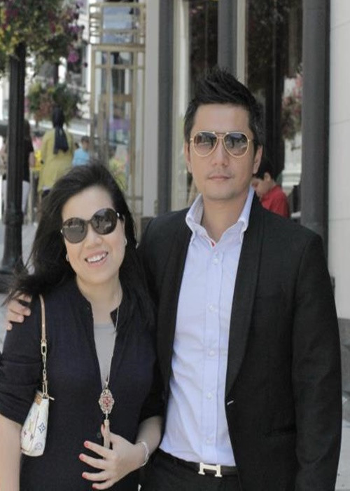 Trương Minh Cường còn thú nhận chỉ có một người làm trái tim anh gục ngã bằng tấm lòng nhân hậu đó chính là vợ. Trong mắt nam diễn viên, Thu Huyền là người phụ nữ tốt tính, có lòng từ bi, thánh thiện. Ảnh: FB Trương Minh Cường