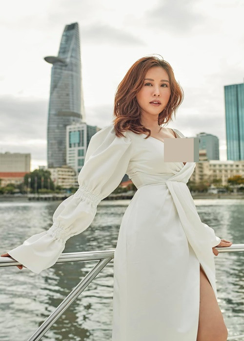 Hoa hậu Thu Hoài “bật” TS Đoàn Hương: Chuẩn đại gia, đẹp lại giỏi Hoa hau Thu Hoai “bat” TS Doan Huong: Chuan dai gia, dep lai gioi