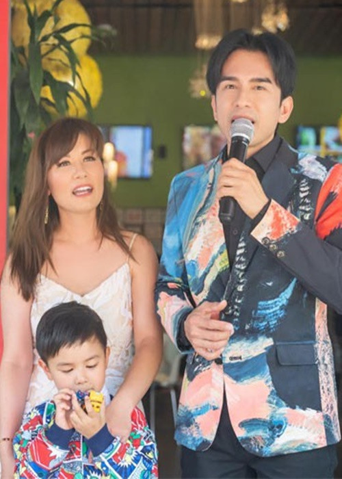 Sự nghi ngờ của công chúng về tình yêu của vợ chồng Đan Trường dần dần được xóa tan khi cặp đôi này có cuộc hôn nhân hạnh phúc bên con trai. Tuy nhiên, 8 năm sau đám cưới, Đan Trường và Thủy Tiên ly hôn trong hòa bình.