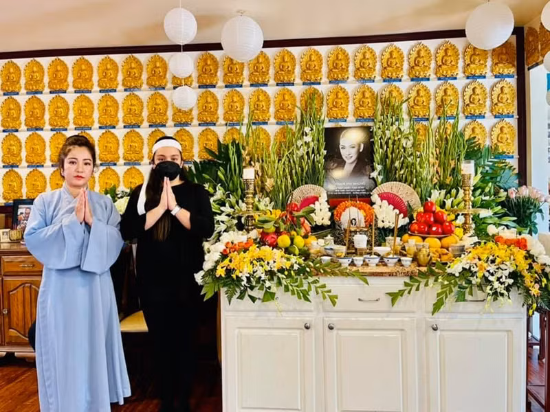 Thuy Nga vieng Phi Nhung, se lam dieu dac biet cho co ca si