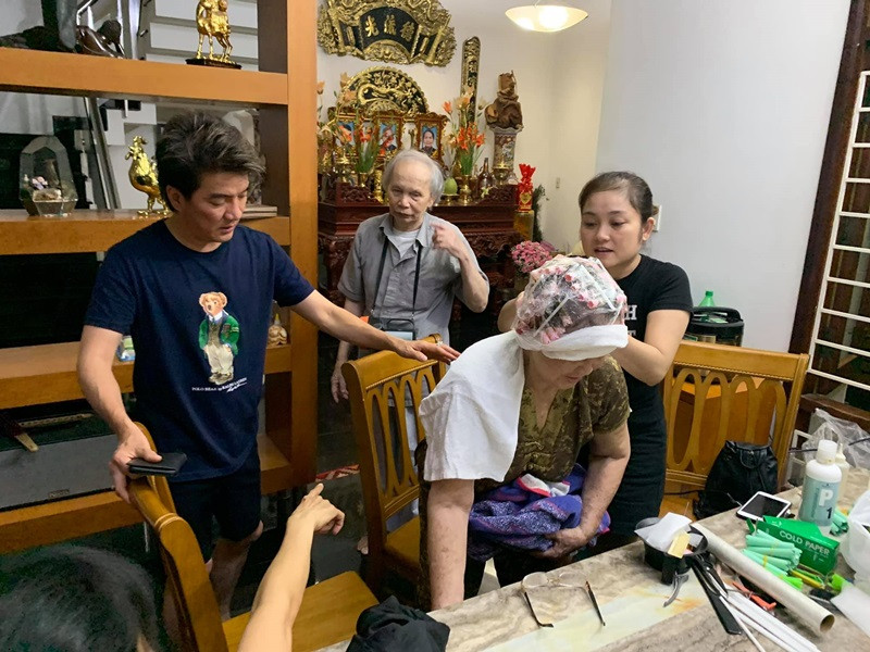 Từ lâu, Đàm Vĩnh Hưng đã có mối quan hệ thân thiết với gia đình Hoài Linh. Ảnh: Dân Việt