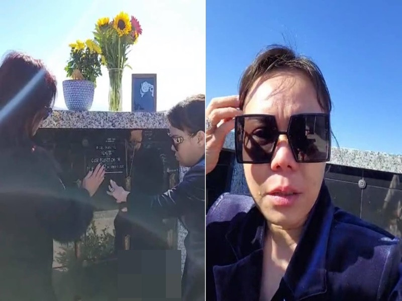 Việt Hương bật khóc khi thăm mộ nghệ sĩ Chí Tài dù dặn lòng không được rơi nước mắt. Ảnh: Yan