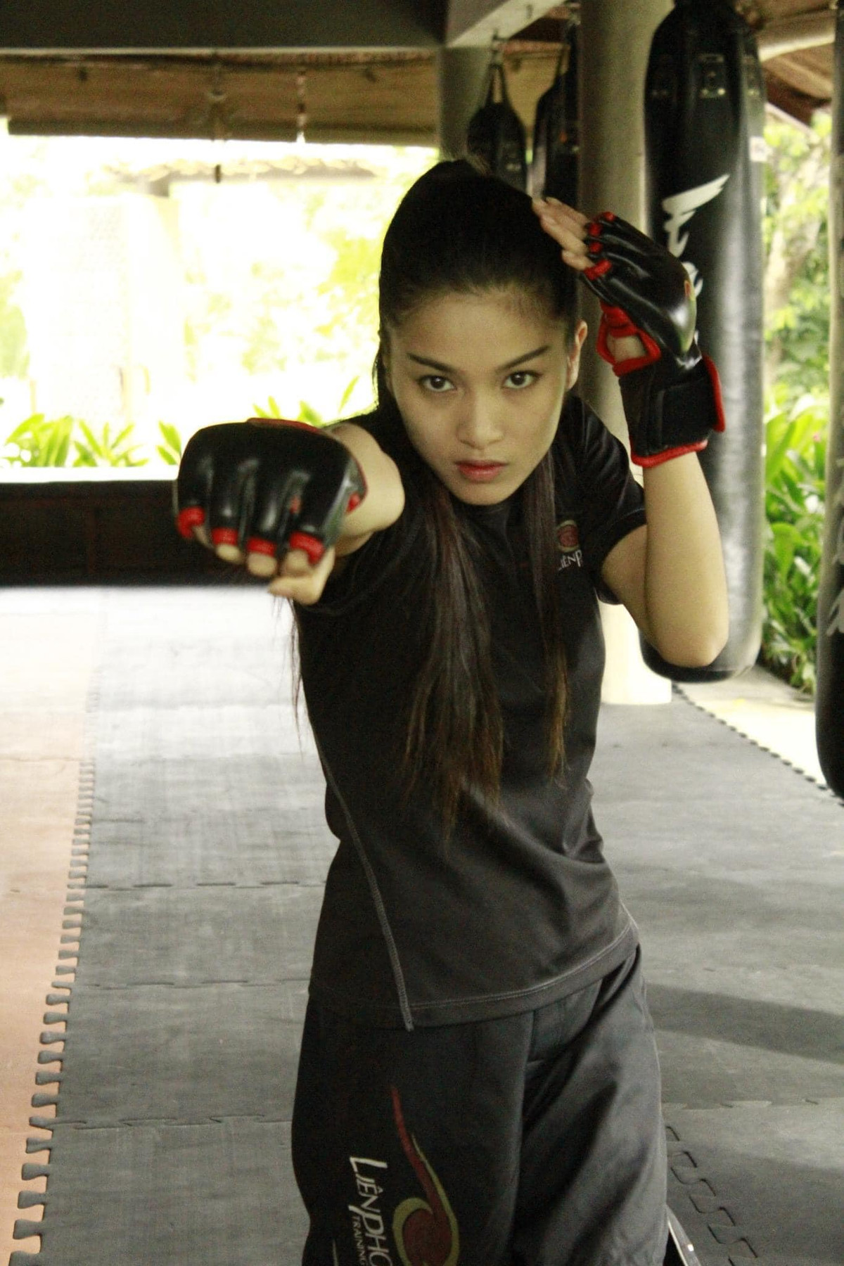 Nhung Kate thường được mệnh danh là “đả nữ” mới của màn ảnh Việt. Ảnh: FB Nhung Kate