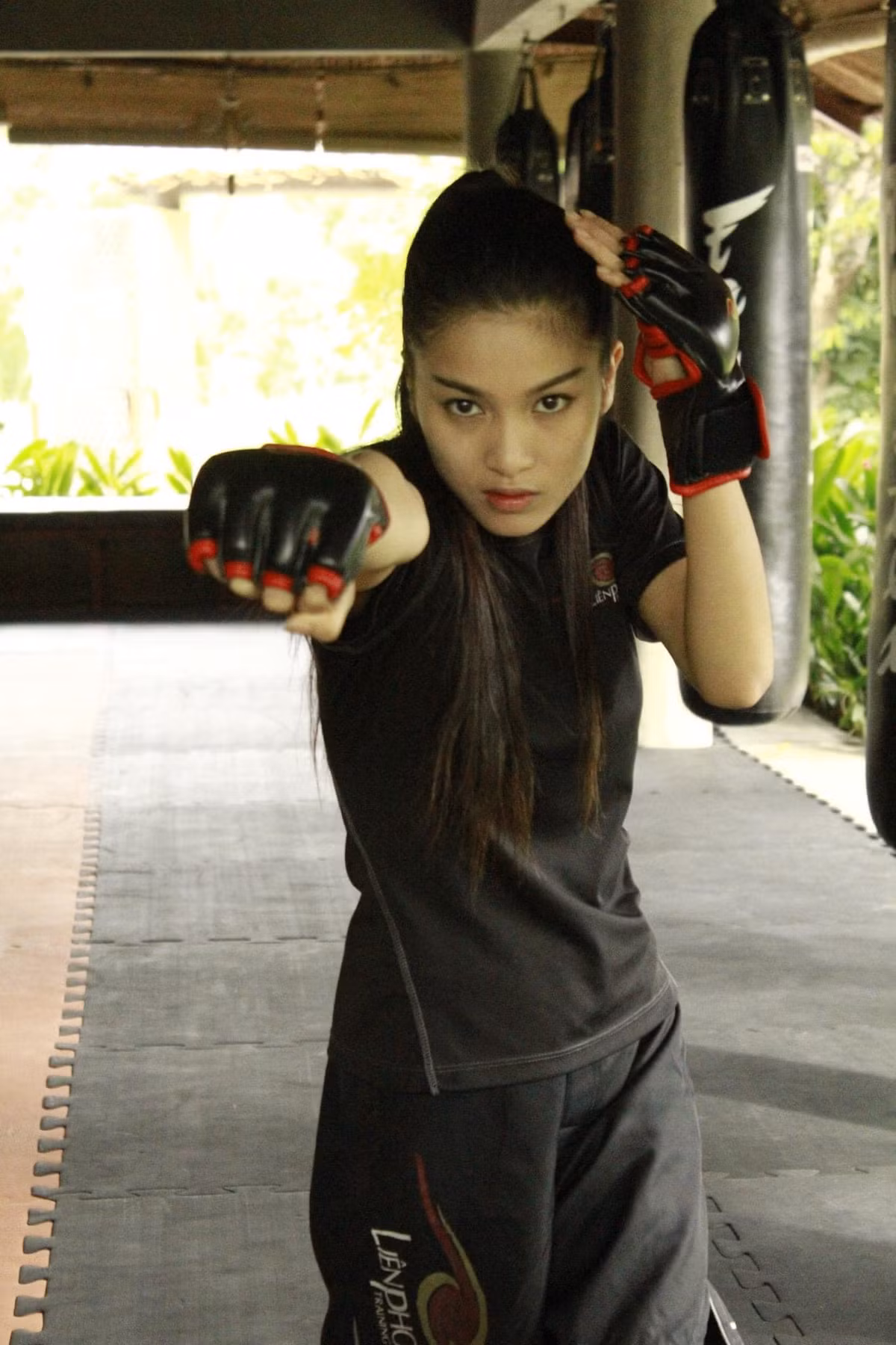 Nhung Kate thường được mệnh danh là “đả nữ” mới của màn ảnh Việt. Ảnh: FB Nhung Kate