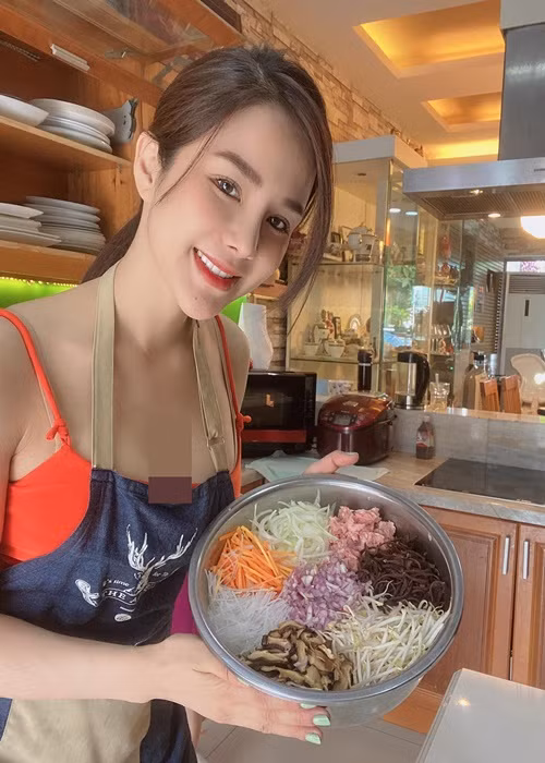 Diệp Lâm Anh xinh đẹp, trẻ trung năm 2020. Ảnh: FB Diệp Lâm Anh