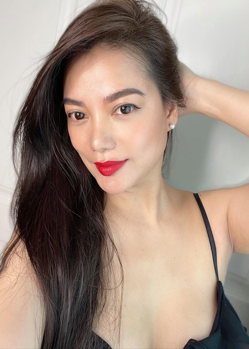 Gương mặt của nữ diễn viên cũng bớt sưng phồng hơn. Ảnh: FB Trương Ngọc Ánh