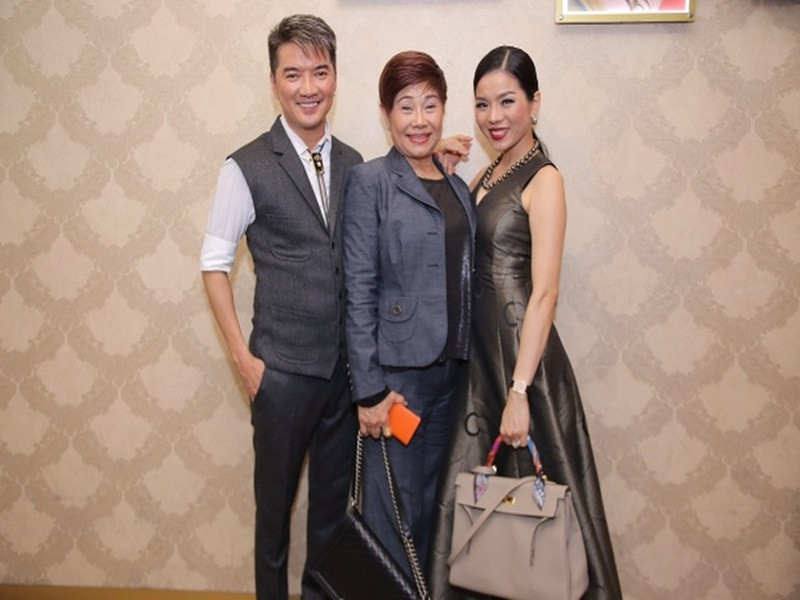 Vợ tin đồn của Đàm Vĩnh Hưng sinh năm 1954, hơn nam ca sĩ đến 17 tuổi. Ảnh: Gia đình Việt Nam