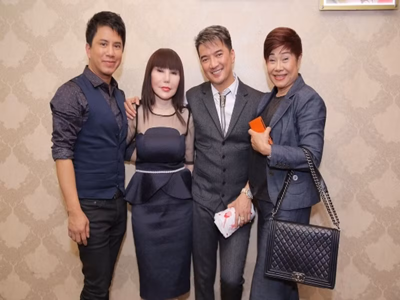 Bà Liên Phạm là một trong những bầu show nổi tiếng tại Mỹ và kinh doanh nhà hàng. Ảnh: Gia đình Việt Nam