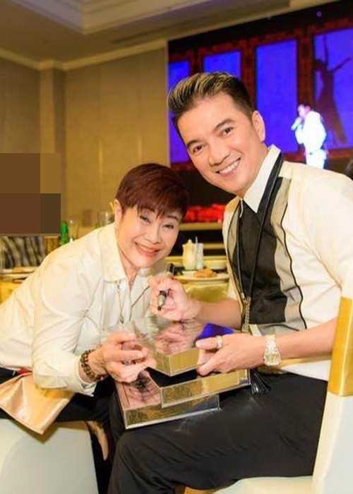 Mới đây, một nguồn tin chia sẻ với Thanh niên, Jackie Liên Phạm và Đàm Vĩnh Hưng kết hôn năm 2004, ly thân năm 2018. Tháng 8 vừa qua, Liên Phạm đệ đơn ly hôn Đàm Vĩnh Hưng. Ảnh: FB Liên Phạm