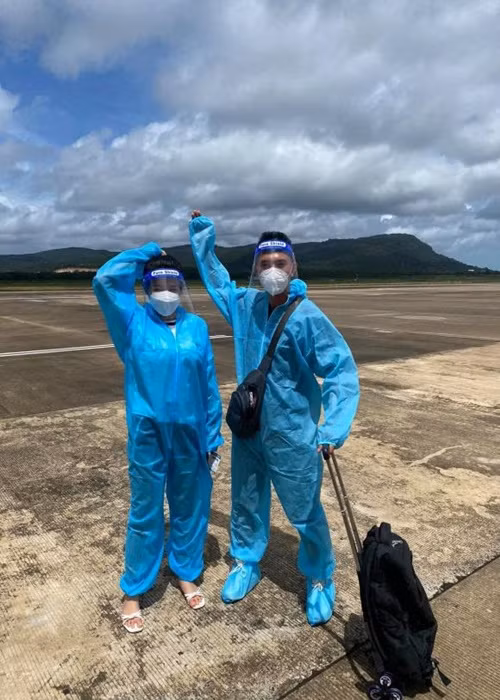 Trên trang cá nhân, Lương Bằng Quang vừa chia sẻ hình ảnh trở về Sài Gòn sau vài tháng bị kẹt ở Phú Quốc. Ảnh: FB Lương Bằng Quang