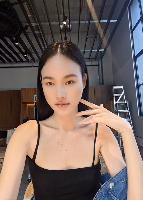 Dường như, sau khi tìm được hạnh phúc mới, người mẫu Tuyết Lan thăng hoa về nhan sắc. Ảnh: FB Tuyết Lan