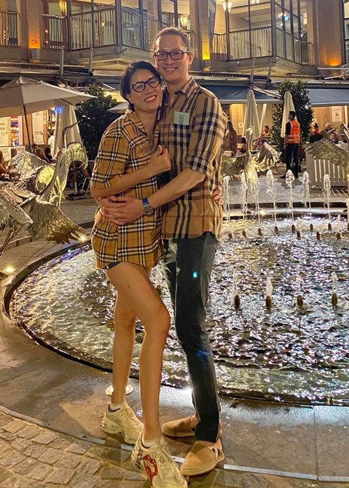 Trang Trần khẳng định, sở dĩ mình được chồng yêu chiều như vậy là vì cô tự chủ. Ảnh: FB Trang Trần