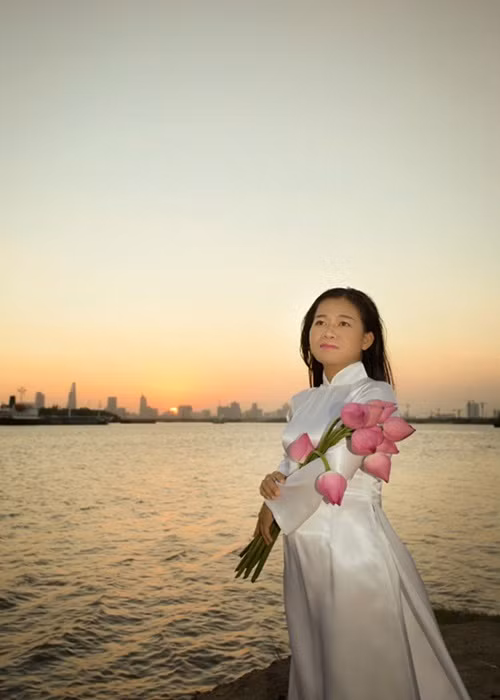 Cô từng đoạt giải tư cuộc thi Tiếng hát truyền hình TPHCM năm 2002 và giải Siêu cúp Đài phát thanh TPHCM 2004-2005. Đến tháng 10/2010, Thái Trân phát hiện mình bị suy thận, suy tim nên phải nghỉ hát. Ảnh: Dân Việt