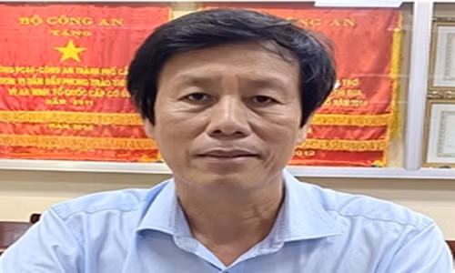 Tiep tuc dinh chi cong tac Giam doc So Y te TP Can Tho Cao Minh Chu