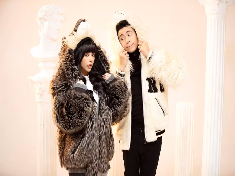 Hồi tháng 8 năm ngoái, rapper Karik công khai hẹn hò Phương Uyên. Bạn gái của nam rapper có biệt danh Bella, được ví như "búp bê sống" hay hot girl Hàn Quốc. Ảnh: Đất Việt