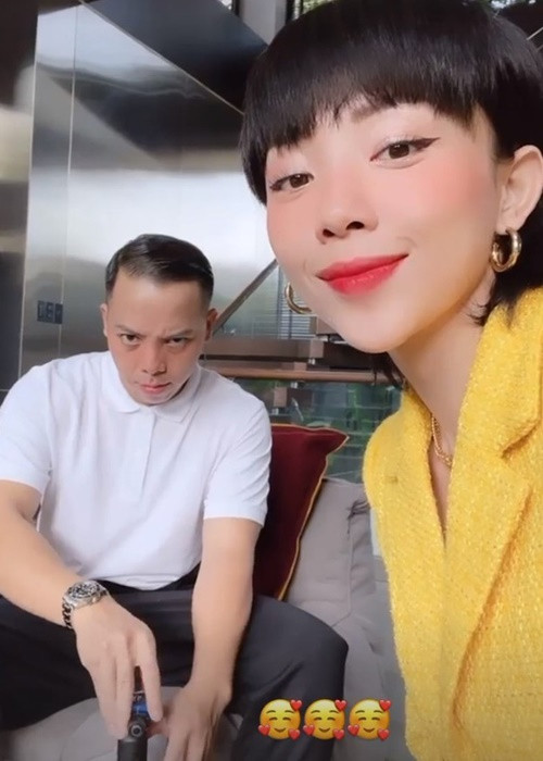 Sau đám cưới, Tóc Tiên và Hoàng Touliver tận hưởng cuộc sống vợ chồng son ngọt ngào. Ảnh: FB Tóc Tiên