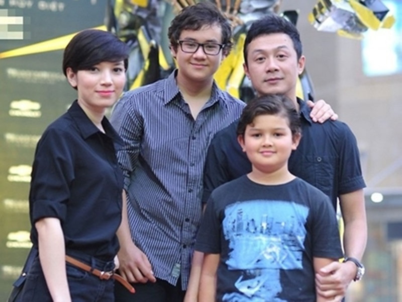 Mối quan hệ giữa Hồng Nhung và hai con riêng của Anh Tuấn rất tốt đẹp. Ảnh: Dân Trí