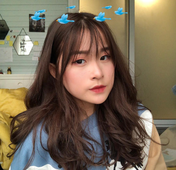 Được biết, Chao vẫn có công việc kinh doanh của riêng mình chứ không hoàn toàn phụ thuộc vào gia đình.