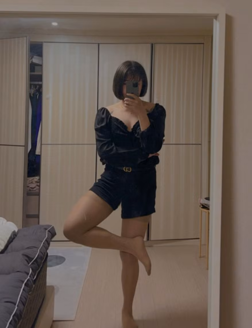 Vốn đã có sẵn khá nhiều đường nét thanh tú nên khi trang điểm, Soo Bin đã trở nên xinh đẹp hơn nhiều.