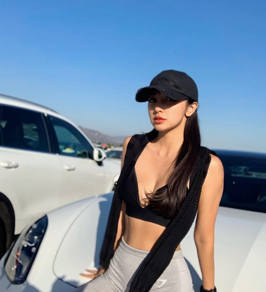 Jessie Lương thường xuyên bị lầm tưởng là con lại nhưng người đẹp cho biết mình là người Việt Nam 100%.