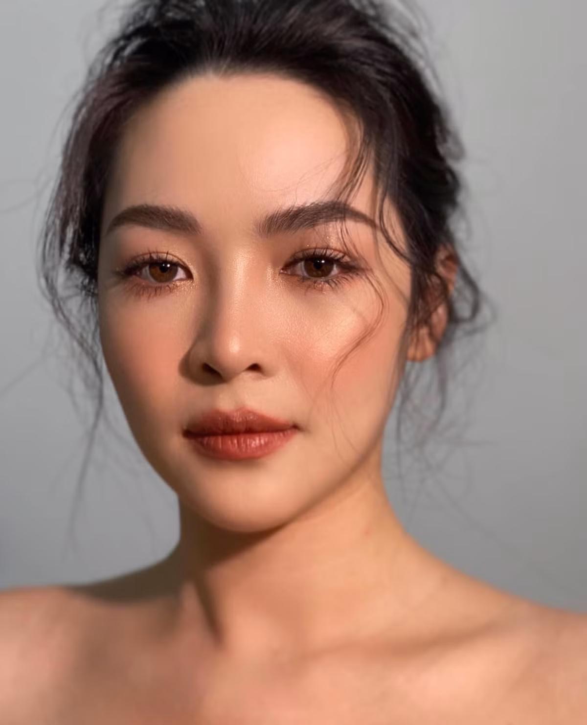 Vũ Thanh Quỳnh hiện tại nhận được nhiều lời mời làm MC, mẫu ảnh,...cho nhiều nhãn hàng nổi tiếng.