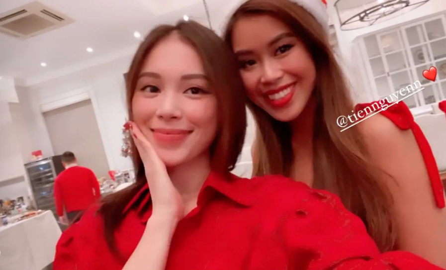 Đồng thời, cô nàng cũng có mối quan hệ thân thiết với Tiên Nguyễn, em gái của Phillip Nguyễn.