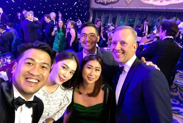 Qua những hình ảnh check - in cũng gia đình tỷ phú có thể thấy Linh Rin dường như đã chắc chắn sẽ trở thành chị dâu tương lai của rich kid Tiên Nguyễn.