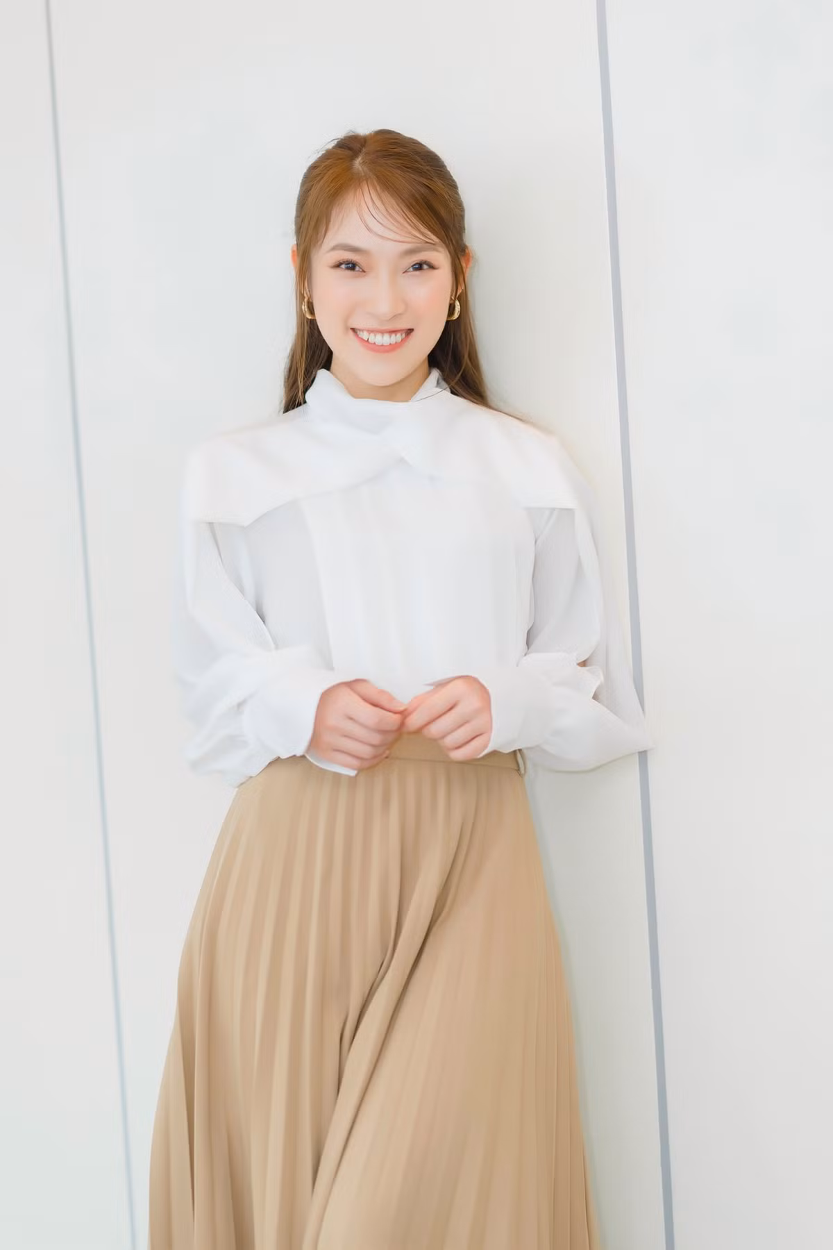 Sở hữu thu nhập khủng ở tuổi ngoài 20 đối với cô gái tài năng này là điều không phải quá khó, bởi vậy hiện tại Khánh Vy là một thần tượng mà nhiều bạn trẻ hướng tới.