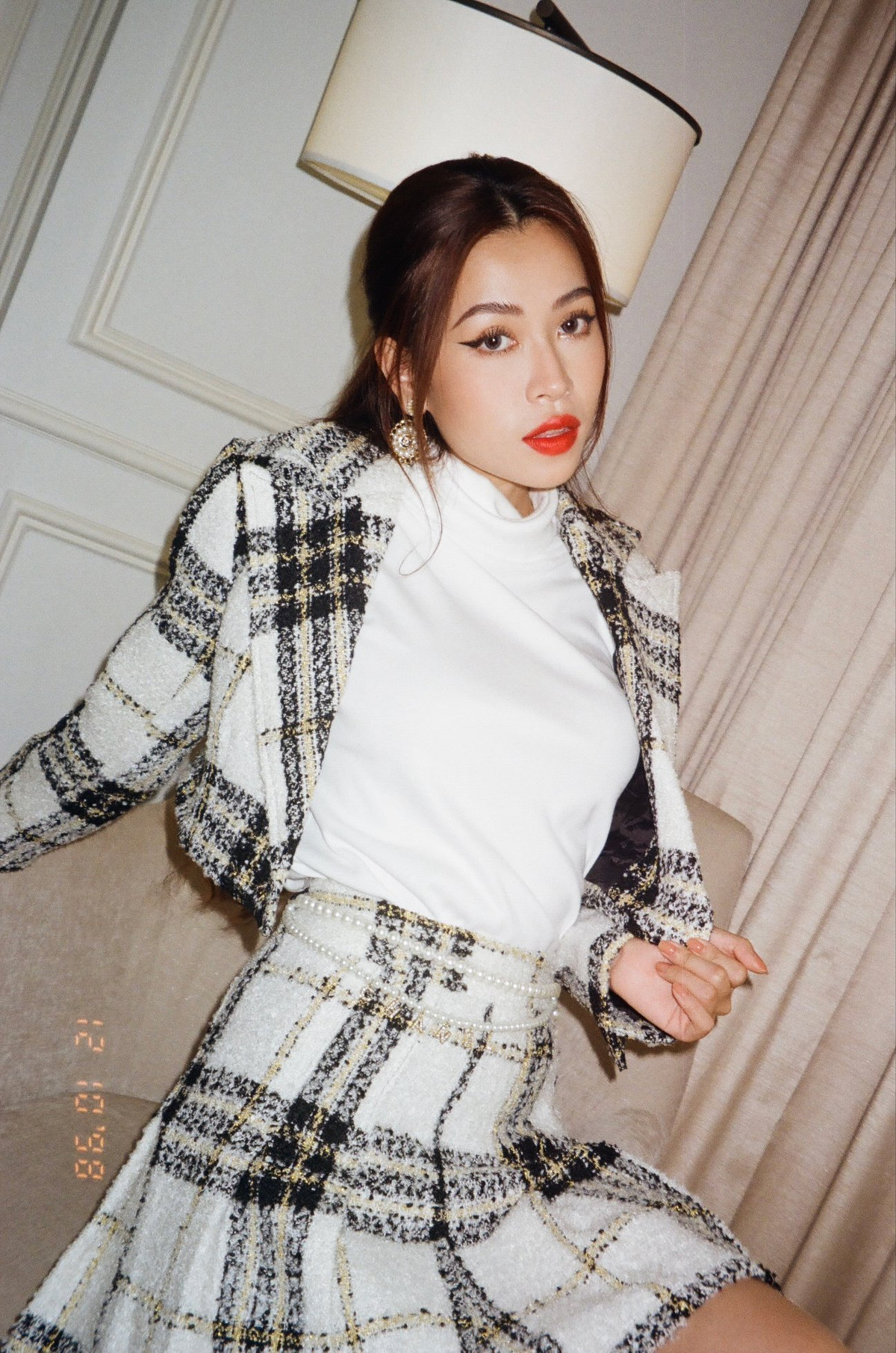 Nguyên Newin là một trong những beauty blogger đang nhận được nhiều sự yêu mến, quan tâm trên YouTube.