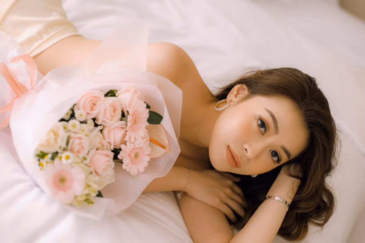 Không ồn ào hay chiêu trò màu mè, Nguyên dần dần chiếm được cảm tình của người xem bằng những vlog văn minh, bổ ích.