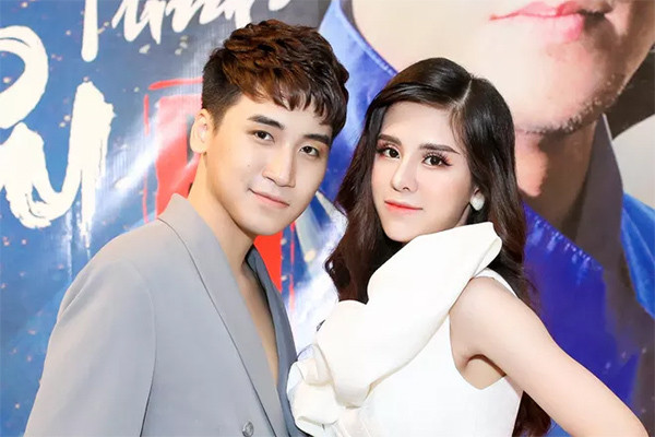 Từ vụ việc ly hôn này mà mọi thông tin và hình ảnh của vợ Huy Cung được cư dân mạng đặc biệt quan tâm. Hot girl quê Phú Thọ này từng là cái tên nổi đình đám trên MXH, đồng thời cô cũng vướng vào không ít lùm xùm từ chuyện thẩm mỹ đến tin đồn bỏ học.